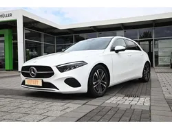 Unilack (weiss Gebraucht 2023 Mercedes A180 Progressive Limousine | 26.330 € (Superpreis)