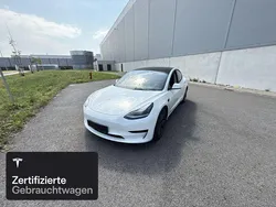 Weiß Gebraucht 2021 Tesla Model 3 RWD Limousine | 25.100 € (Fairer Preis)