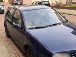 Blau Gebraucht 1997 VW Golf III Kombi | 1.000 € (Guter Preis)