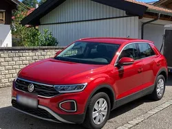 Rot Gebraucht 2022 VW T-Roc Life SUV | 21.900 € (Fairer Preis)