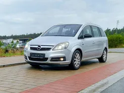 Silber Gebraucht 2007 Opel Zafira Cosmo Van / Kleinbus | 3.999 € (Fairer Preis)