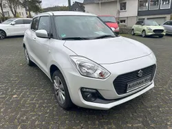 Pure white metallic Gebraucht 2020 Suzuki Swift Comfort Limousine | 14.800 € (Fairer Preis)
