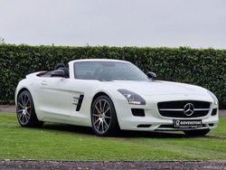 Weiß Gebraucht 2013 Mercedes SLS AMG AMG Cabrio | 189.900 €