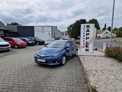 Blau Gebraucht 2016 Toyota Auris Design Kleinwagen | 11.950 € (Fairer Preis)