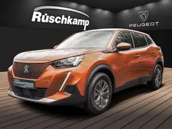 Orange Gebraucht 2021 Peugeot e-2008 Active SUV | 13.480 € (Superpreis)