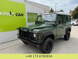 Grün Gebraucht 2001 Land Rover Defender S SUV | 19.000 €