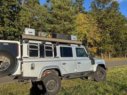 Silber Gebraucht 2011 Land Rover Defender SUV | 50.100 €