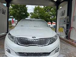 Weiß Gebraucht 2016 Kia Optima Limousine | 15.800 € (Fairer Preis)