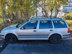 Silber Gebraucht 2002 VW Golf IV Basis Kombi | 1.000 € (Fairer Preis)