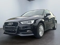 Schwarz Gebraucht 2014 Audi A3 Ambiente Limousine | 11.990 € (Superpreis)