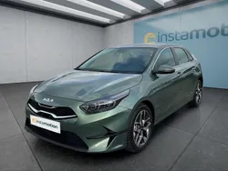 Grün Gebraucht 2023 Kia Ceed Spirit Kleinwagen | 25.349 € (Superpreis)