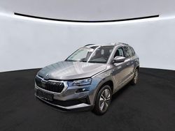 Graphitegrau Gebraucht 2022 Skoda Karoq Tour SUV | 18.990 €