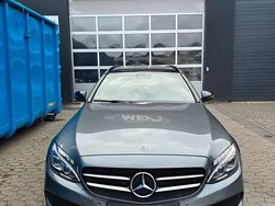 Grau Gebraucht 2017 Mercedes C250 AMG line Limousine | 21.450 € (Fairer Preis)