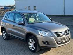 Grau Gebraucht 2010 VW Tiguan SUV | 5.450 € (Superpreis)