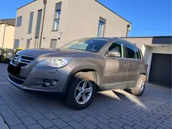 Grau Gebraucht 2010 VW Tiguan Freestyle SUV | 7.900 € (Fairer Preis)