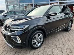 Schwarz Gebraucht 2024 VW T-Cross R-line SUV | 27.990 € (Etwas zu teuer)