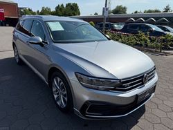 Pyritsilber metallic Gebraucht 2020 VW Passat GTE Kombi | 19.990 € (Guter Preis)