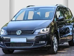 Braun Gebraucht 2016 VW Sharan Highline Van / Kleinbus | 22.900 € (Etwas zu teuer)