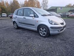 Satin silver m. Gebraucht 2003 Honda Jazz LS Kleinwagen | 2.590 € (Guter Preis)