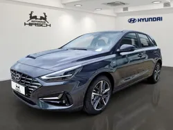 Grau Gebraucht 2024 Hyundai i30 Trend Limousine | 25.490 € (Guter Preis)
