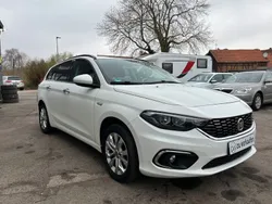 Weiß Gebraucht 2018 Fiat Tipo Lounge Limousine | 13.590 € (Etwas zu teuer)