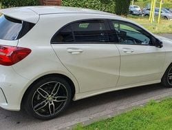 Weiß Gebraucht 2017 Mercedes A200 AMG line Limousine | 18.000 € (Guter Preis)