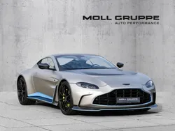 Satin silver birch provenance paint Neu 2024 Aston Martin V12 Vantage Coupé | 319.900 € (Superpreis)