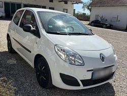 Weiß Gebraucht 2009 Renault Twingo Authentique Kleinwagen | 2.450 € (Fairer Preis)