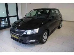 Schwarzmagic perleffekt Gebraucht 2016 Skoda Fabia Ambition Limousine | 7.750 € (Fairer Preis)