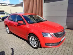 Rot Gebraucht 2017 Skoda Octavia Ambition Limousine | 11.500 € (Fairer Preis)