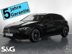 Unilack nachtschwarz Gebraucht 2025 Mercedes A200 AMG Limousine | 44.499 €