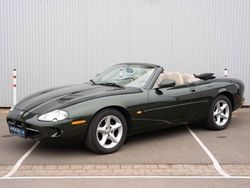 Grün Gebraucht 1997 Jaguar XK8 Cabrio | 29.790 €