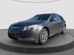 Grau Gebraucht 2012 Opel Insignia Selection Limousine | 3.500 € (Guter Preis)