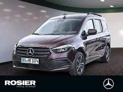 Rot / rubellitrot Gebraucht 2025 Mercedes T180 Progressive Van / Kleinbus | 33.890 € (Teuer)