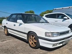 Weiß Gebraucht 1989 Subaru Legacy Limousine | 20.000 €