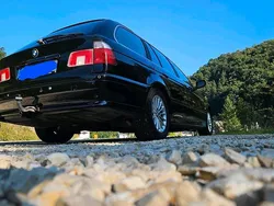 Schwarz Gebraucht 2003 BMW 530 Kombi | 2.200 € (Guter Preis)