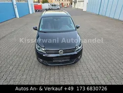 Schwarz Gebraucht 2012 VW Touran Match Van / Kleinbus | 7.500 € (Fairer Preis)