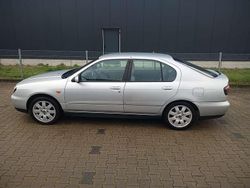 Silber Gebraucht 2001 Nissan Primera Limousine | 1.750 €