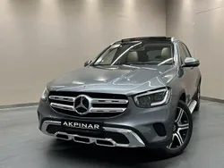 Grau Gebraucht 2020 Mercedes GLC300e SUV | 43.800 € (Teuer)