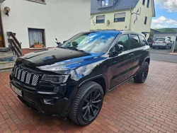 Schwarz Gebraucht 2017 Jeep Grand Cherokee Night Eagle SUV | 25.500 € (Fairer Preis)
