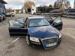 Blau Gebraucht 2005 Audi A8 Ambiente Limousine | 3.600 € (Superpreis)