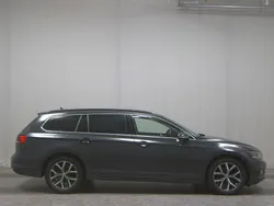 Grau Gebraucht 2020 VW Passat Business Kombi | 18.480 € (Superpreis)