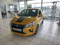 Gelb Gebraucht 2024 Mitsubishi Space Star Edition Limousine | 14.990 € (Etwas zu teuer)