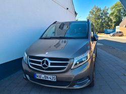 Gold Gebraucht 2015 Mercedes V220 Avantgarde Van / Kleinbus | 37.300 € (Teuer)
