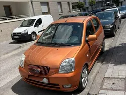 Orange Gebraucht 2006 Kia Picanto Kleinwagen | 2.400 €