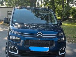 Blau Gebraucht 2022 Citroën Berlingo Shine Van / Kleinbus | 25.900 € (Fairer Preis)