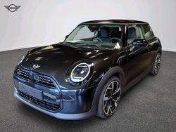 Schwarz Gebraucht 2024 Mini Cooper Classic Kleinwagen | 29.289 € (Etwas zu teuer)