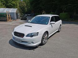 Weiß Gebraucht 2005 Subaru Legacy GT Kombi | 8.500 €