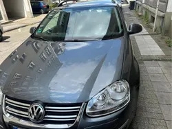 Grau Gebraucht 2009 VW Golf VI Comfortline Limousine | 2.800 € (Fairer Preis)