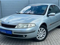 Silber Gebraucht 2002 Renault Laguna II Authentique Limousine | 2.750 € (Etwas zu teuer)